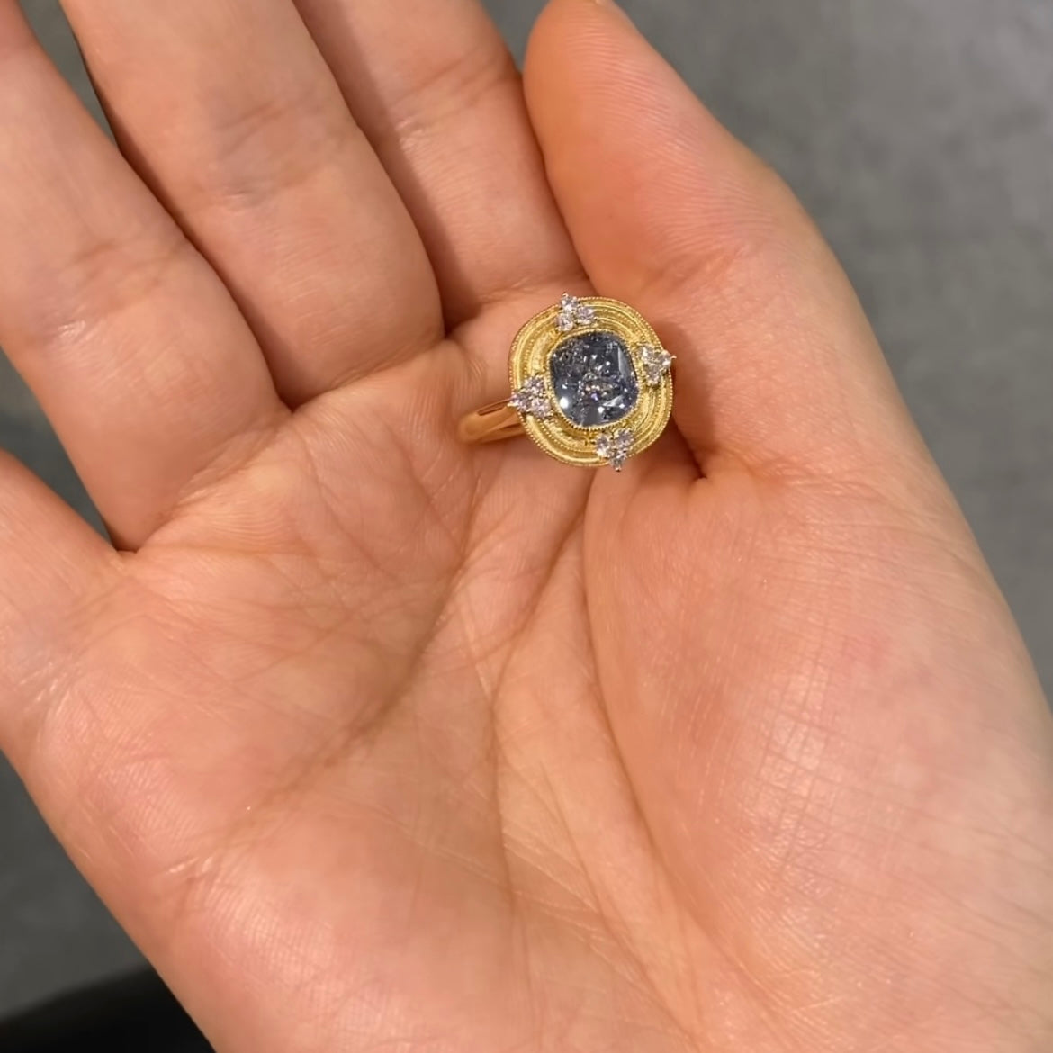 ANSTER Jewelry 18K Gold Ring VVS2 Lab Grown Blue Diamond Ring with IGI