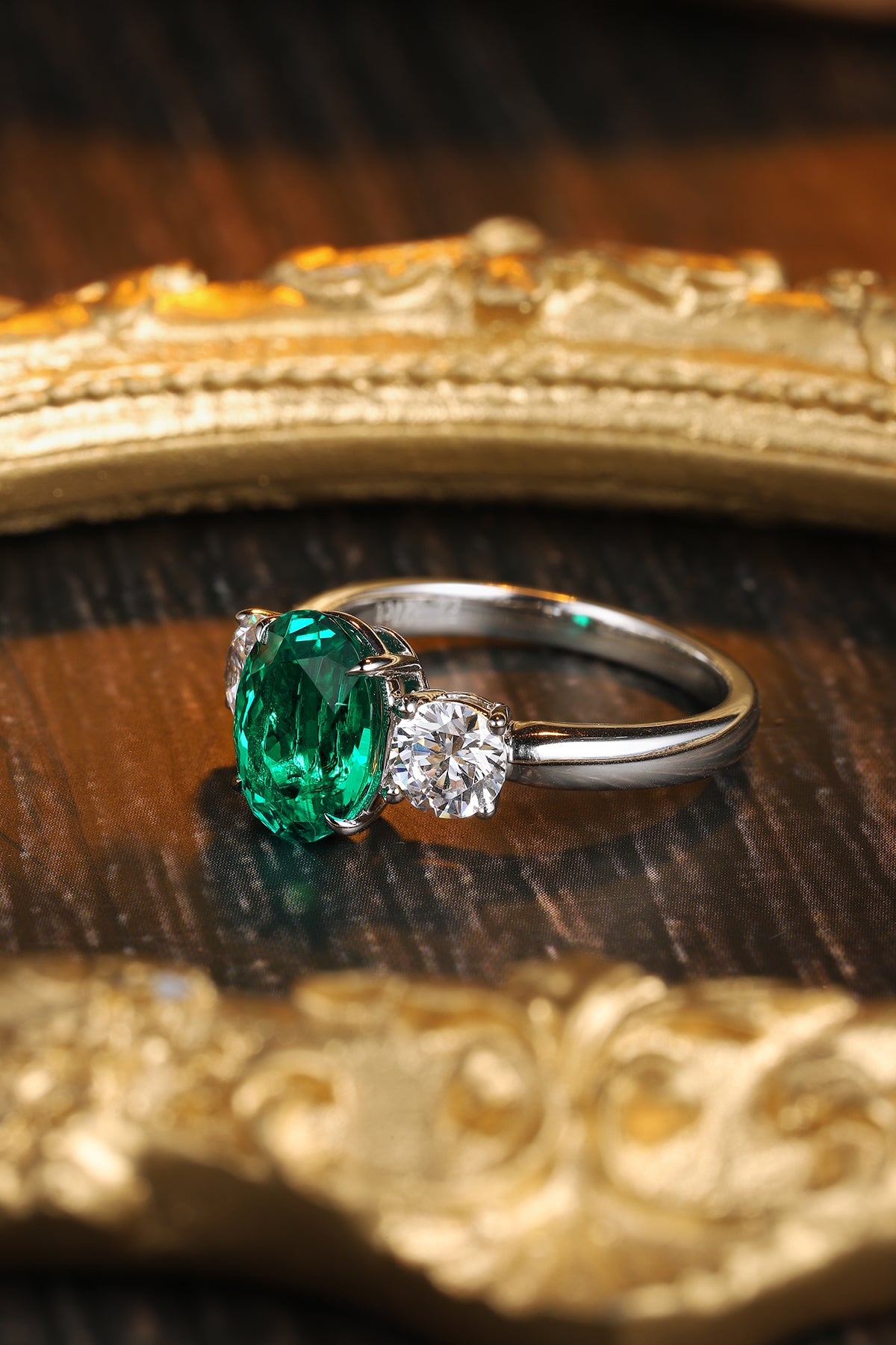 ANSTER JEWELRY 3.5 CTW Oval Lab Grown Emerald 18K Gold Ring