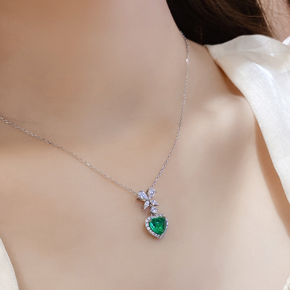 ANSTER JEWELRY 1.74 CTW Heart Lab Grown Emerald 18K Gold Necklace