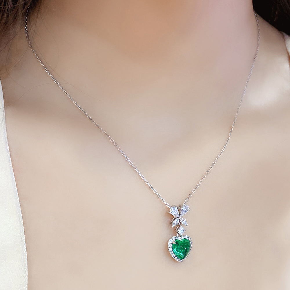 ANSTER JEWELRY 1.74 CTW Heart Lab Grown Emerald 18K Gold Necklace