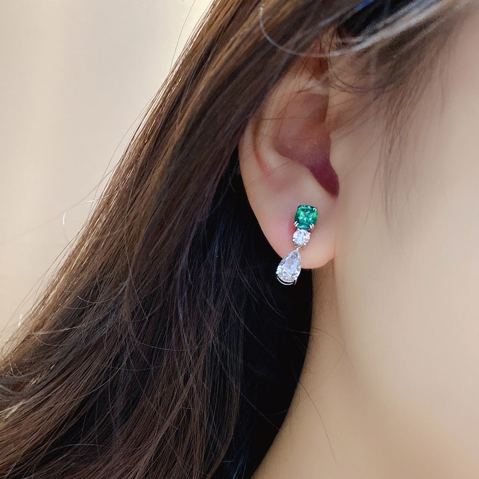 ANSTER JEWELRY 1.17 CT Cushion Cut Lab Grown Emerald 18K Gold Earrings