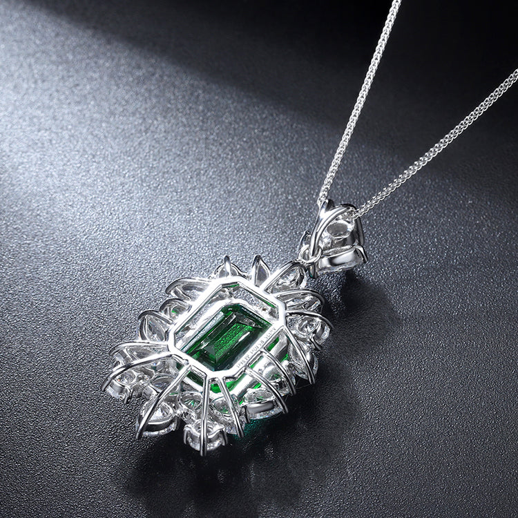 ANSTER JEWELRY 5 CTW Asscher Lab Grown Emerald 9K Gold Necklace