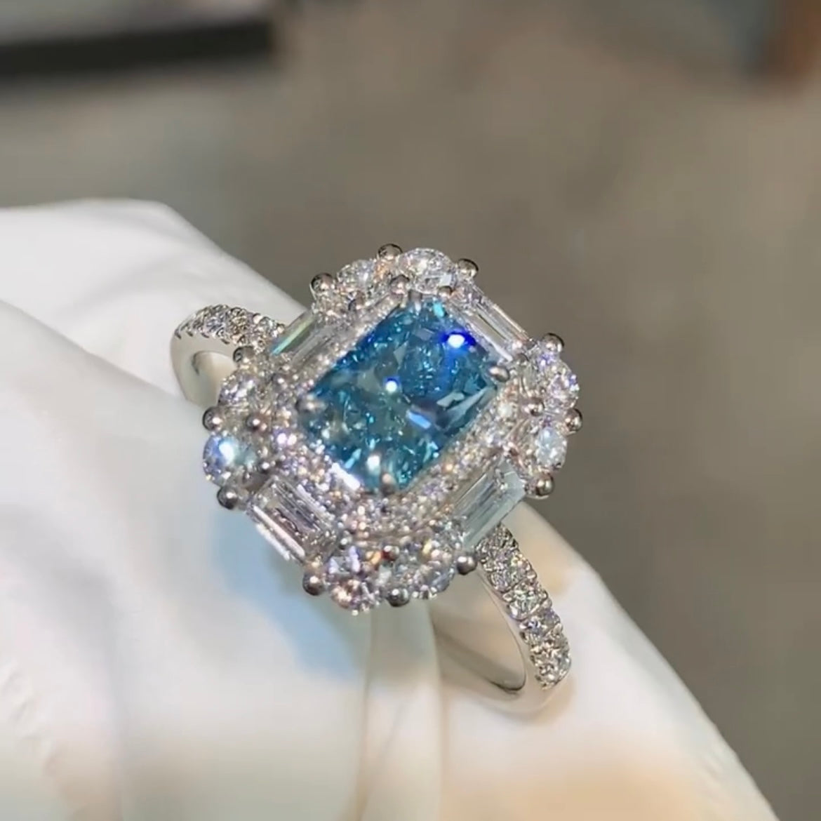 ANSTER Jewelry Anel de diamante ético feito à mão em ouro 18K com lapidação pera cultivado em laboratório 
