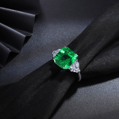 ANSTER JEWELRY 2,3 CTW Oval Lab Grown Esmeralda S925 Anel banhado