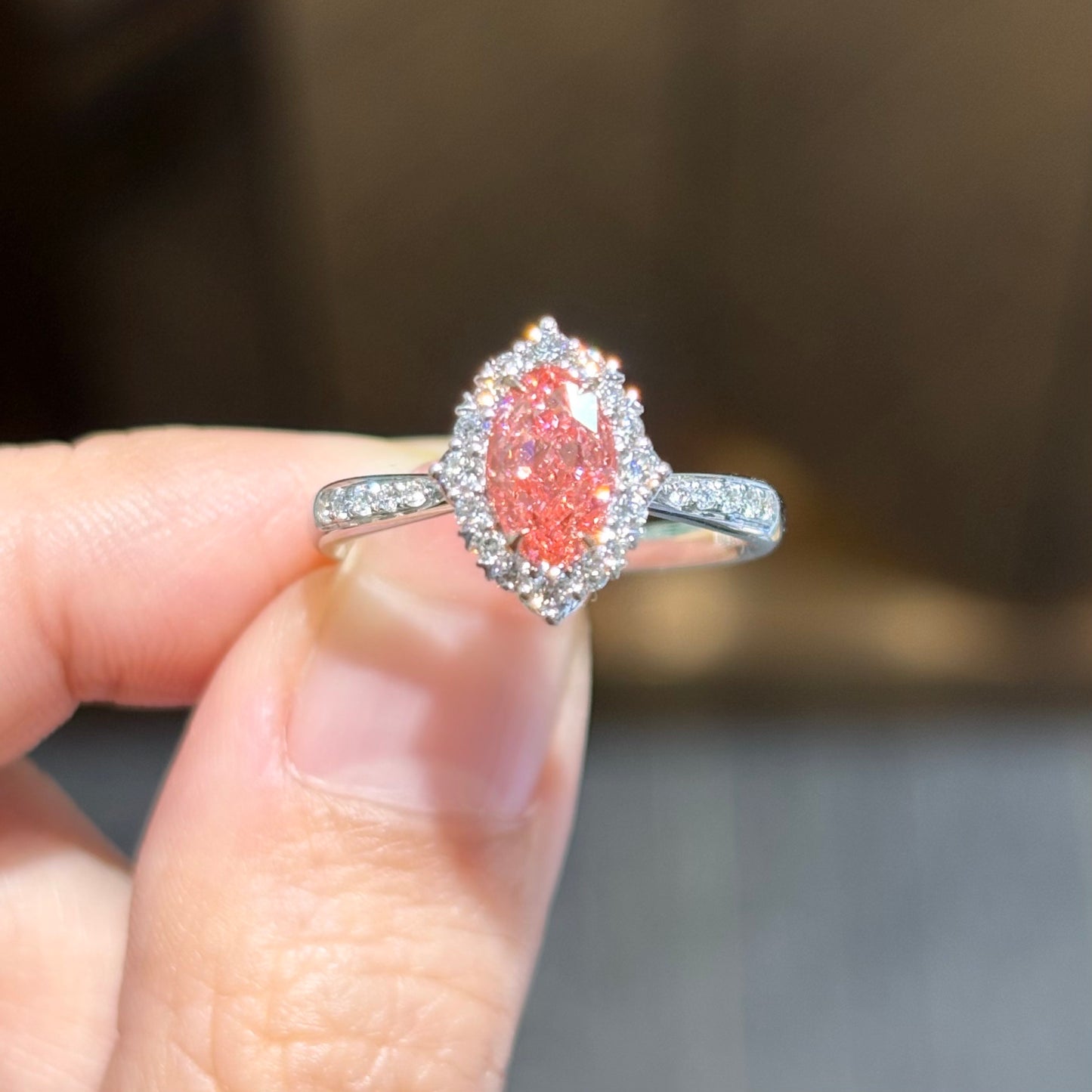 ANSTER Wholesales Price 18K White Gold Ring Fancy vivid Pink Lab Grown Diamond Ring with IGI