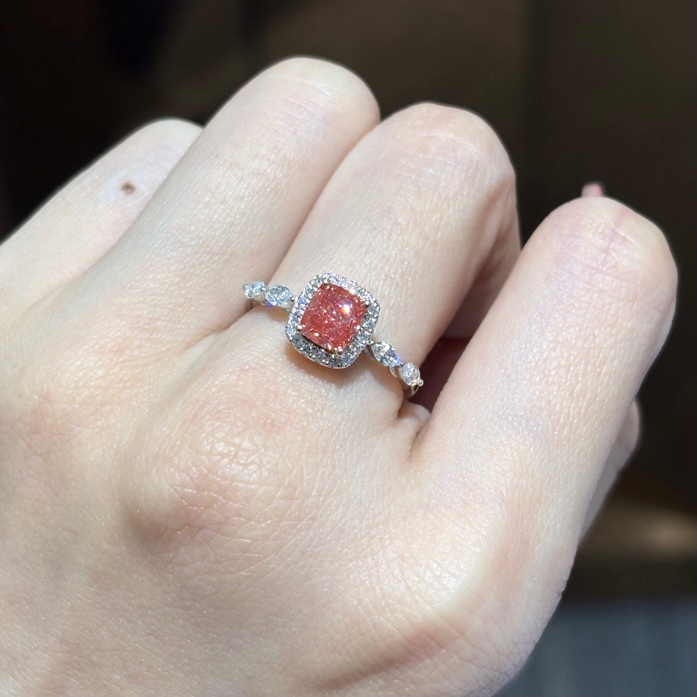 ANSTER Jewelry Anel de diamante ético feito à mão em ouro 18K com lapidação pera cultivado em laboratório 
