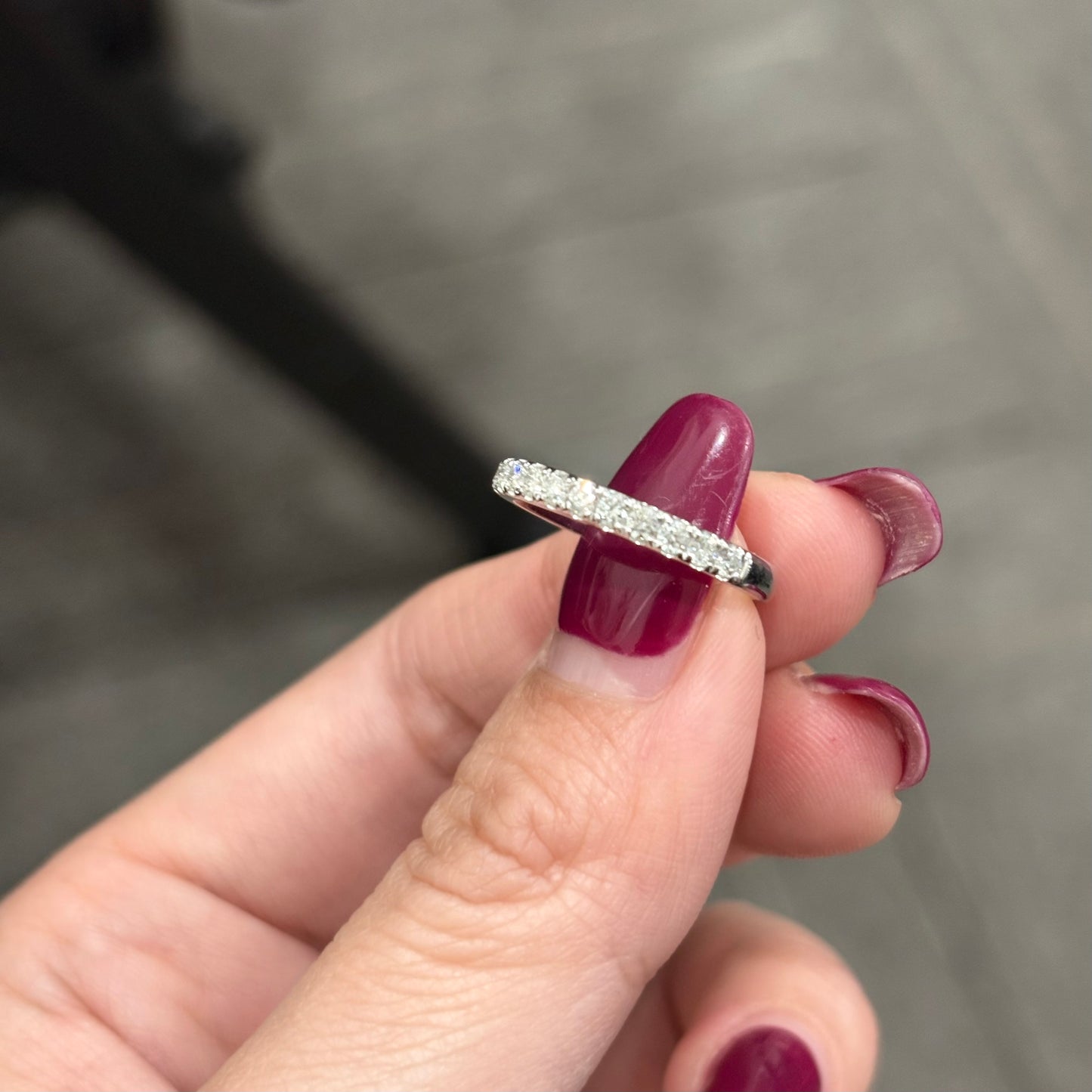 ANSTER Jewelry Anel de diamante ético feito à mão em ouro 18K com lapidação pera cultivado em laboratório 