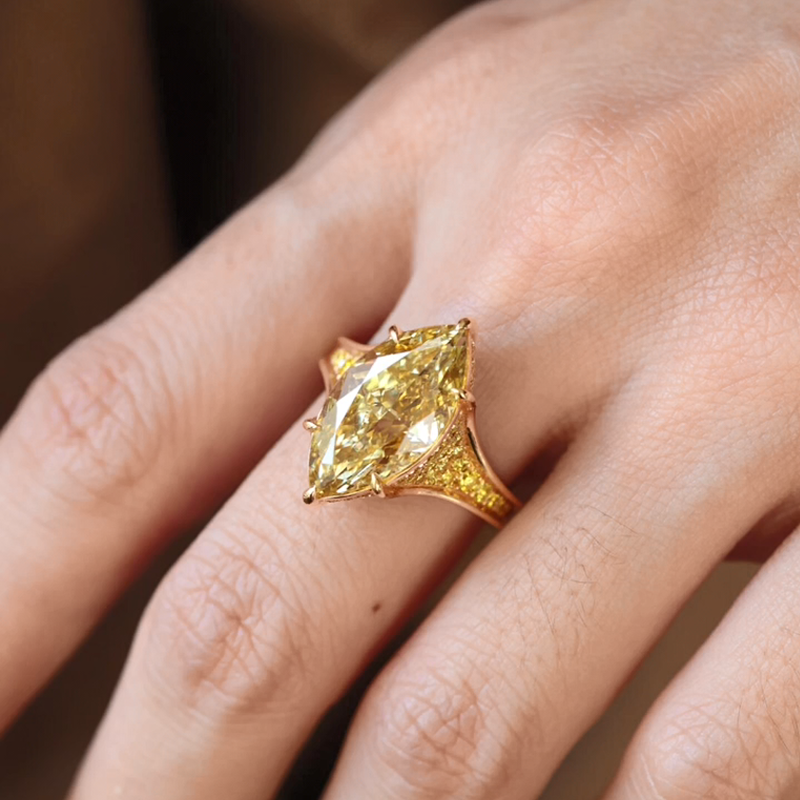 ANSTER Jewelry Anel de diamante ético feito à mão em ouro 18K com lapidação pera cultivado em laboratório 
