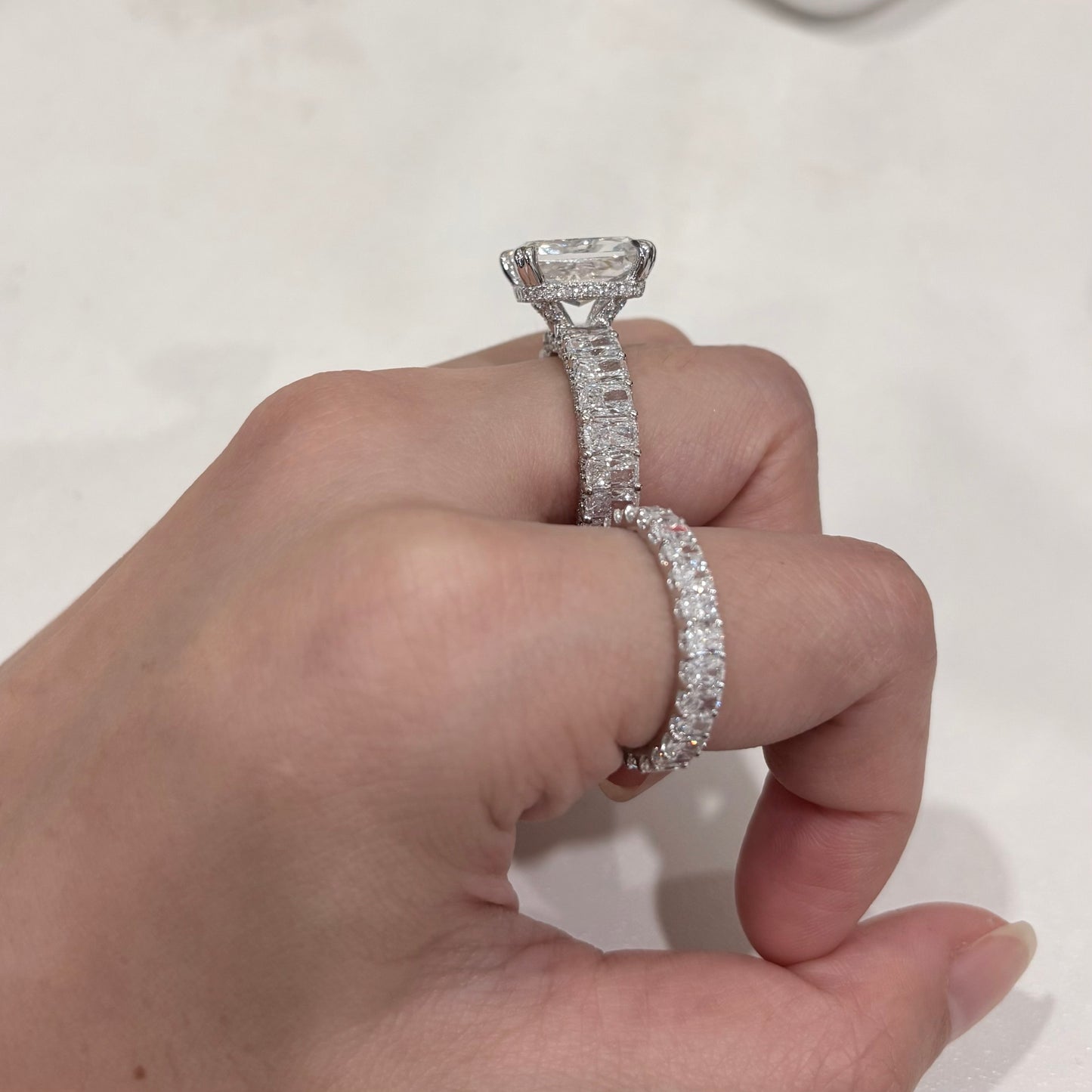 ANSTER Jewelry Anel de diamante ético feito à mão em ouro 18K com lapidação pera cultivado em laboratório 