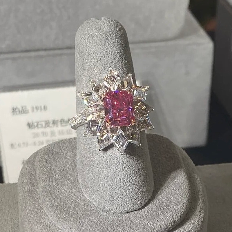 ANSTER Custom VVS2 Radiant cut Pink Lab Grown Diamond Platinum Ring