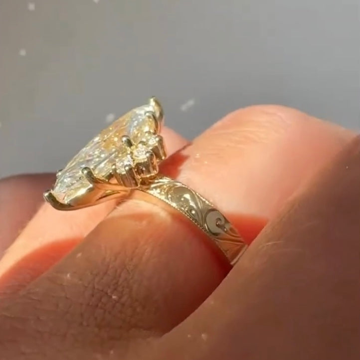 ANSTER Jewelry 18K Gold 5ct Marquise Cut Lab Grown Diamond Ring with IGI