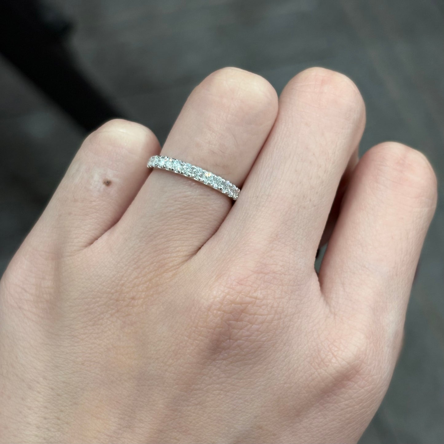 ANSTER Jewelry Anel de diamante ético feito à mão em ouro 18K com lapidação pera cultivado em laboratório 