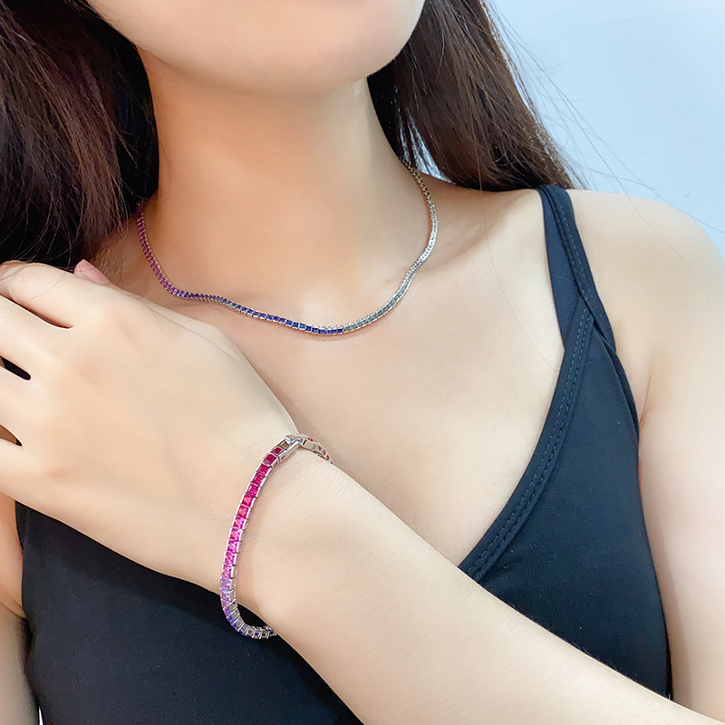 Colar ANSTER Jewelry Princesa Lab Grown Rainbow Letter S925 banhado a ouro