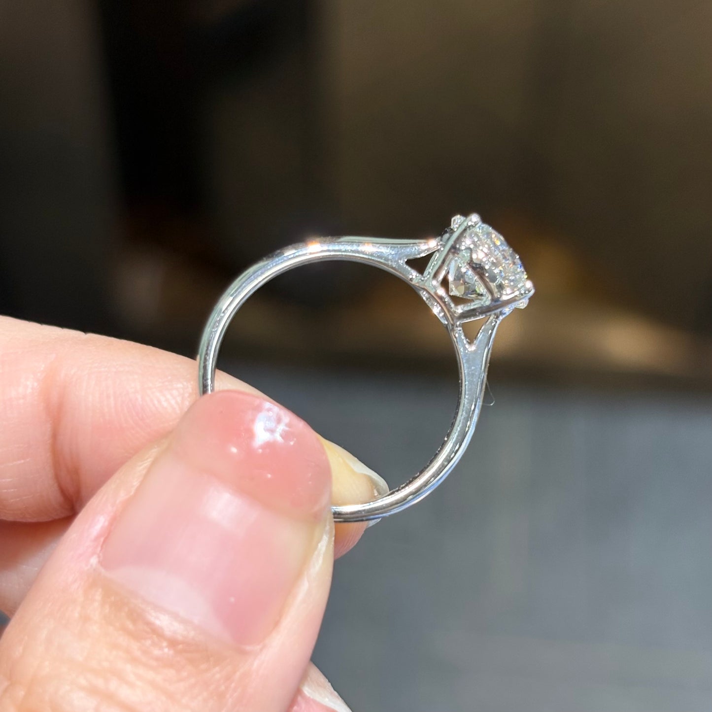 ANSTER Wholesales Price 18K White Gold Ring Four Claw 2ct Round cut Lab Grown Diamond Ring with IGI