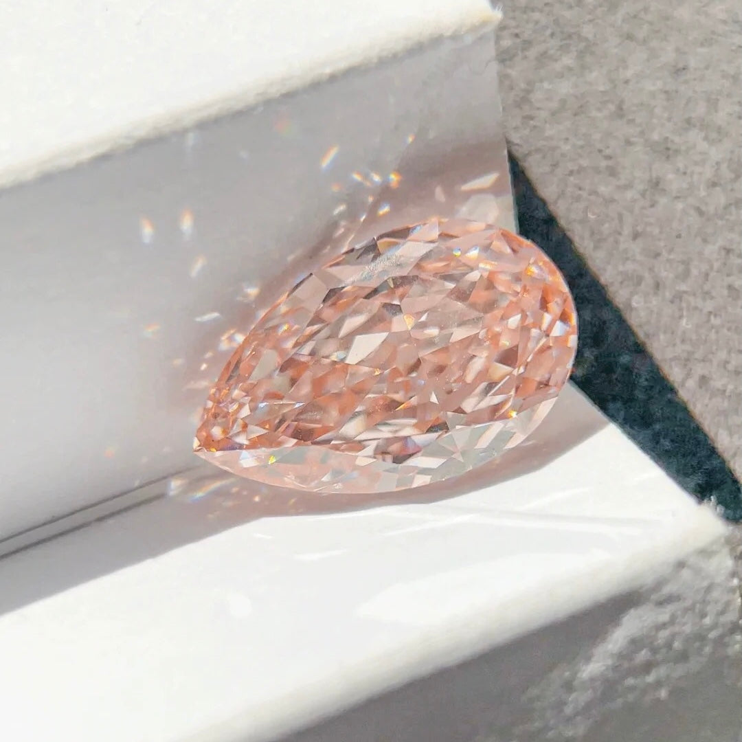 ANSTER Jewelry Anel de diamante ético feito à mão em ouro 18K com lapidação pera cultivado em laboratório 