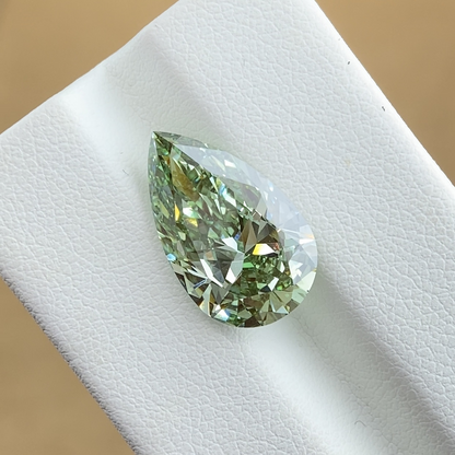 ANSTER Custom 6.53ct VS1 Pear cut Green Lab Grown Diamond Platinum Ring