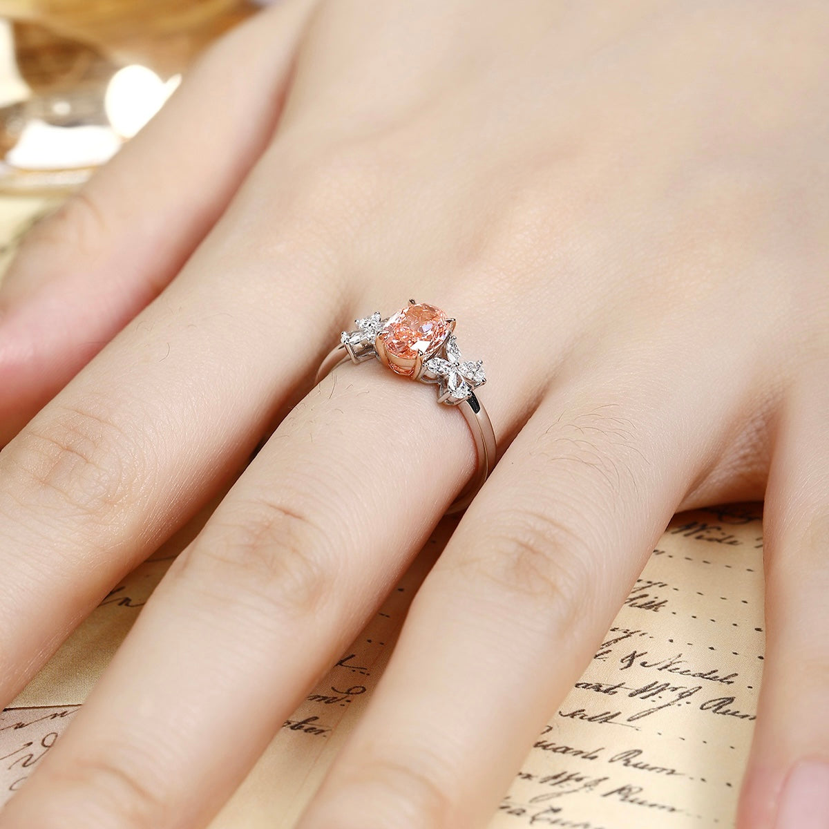 ANSTER Jewelry Anel de diamante ético feito à mão em ouro 18K com lapidação pera cultivado em laboratório 