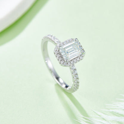 1 CTW Emerald Moissanite S925 Ring plated