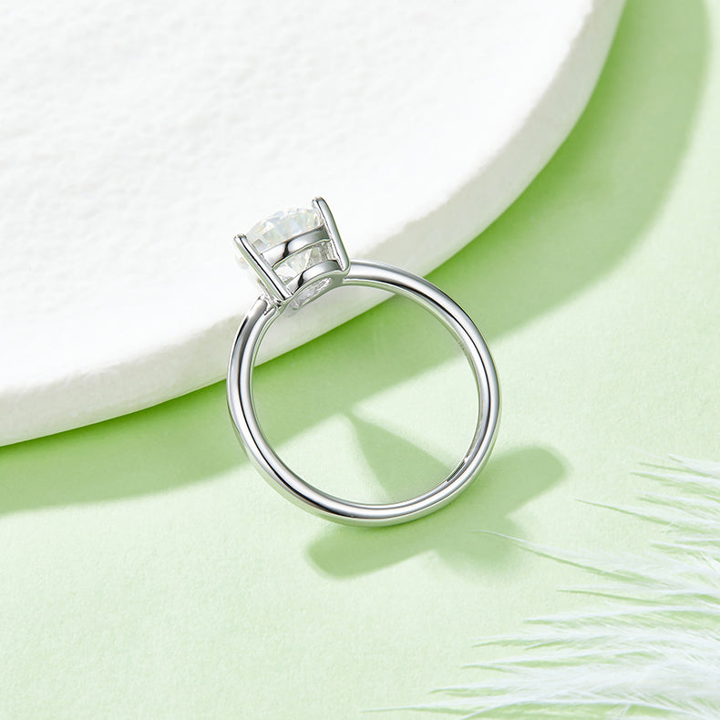 2 CTW Pear Moissanite  S925 Ring plated