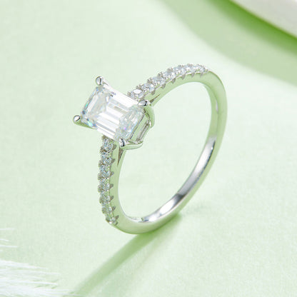 1 CTW Emerald Moissanite S925 Ring plated