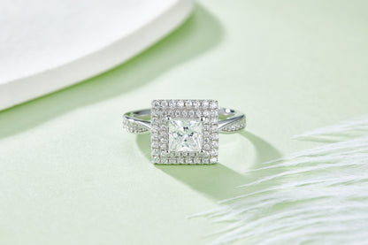 1 CTW Princess Moissanite  S925 Ring plated