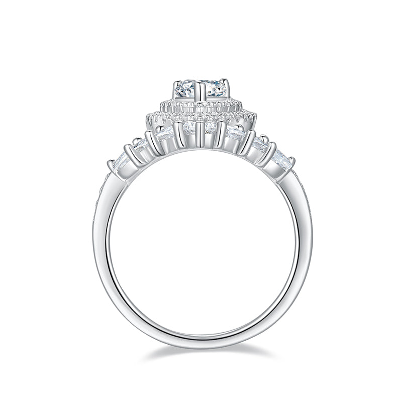 1 CTW Pear Moissanite S925 Ring plated
