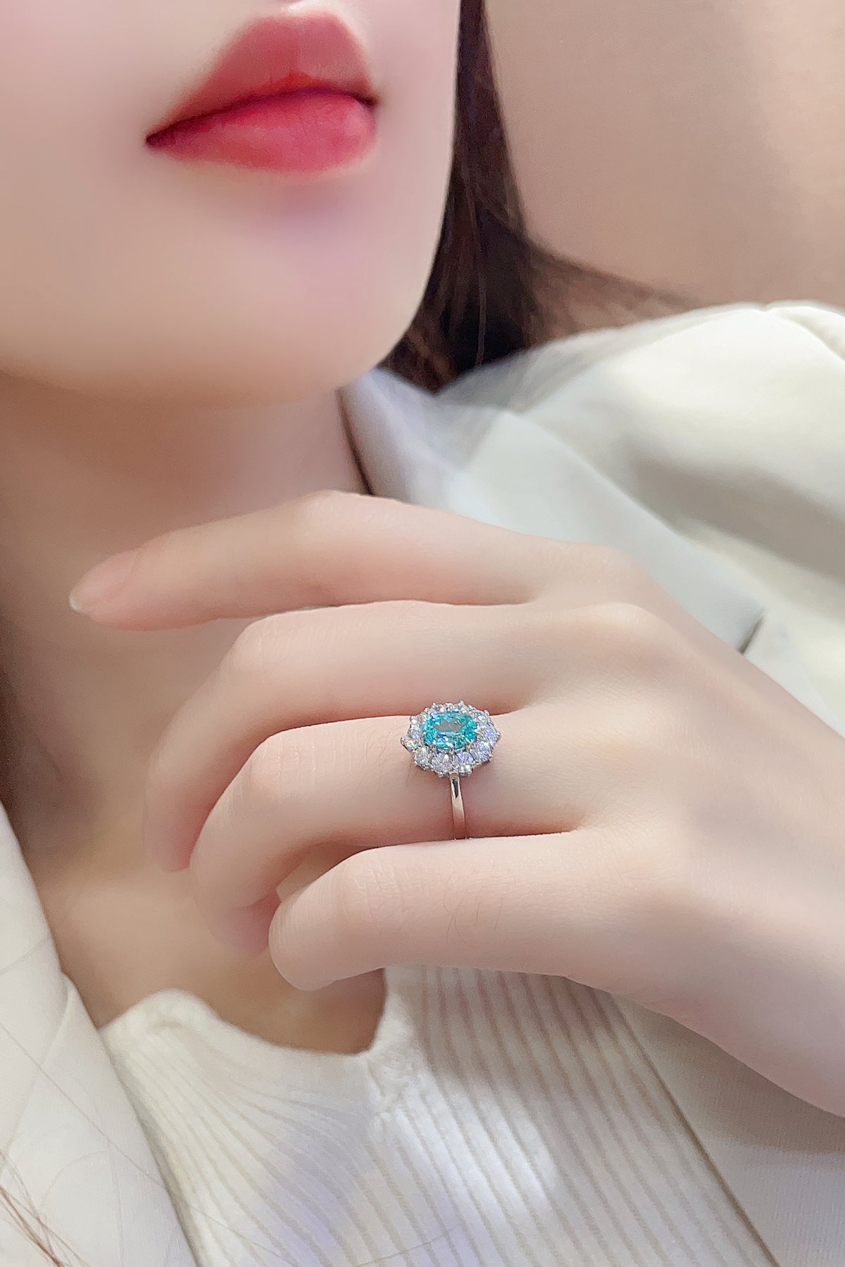 ANSTER JEWELRY 1 CTW Oval Lab Grown Paraiba S925 Ring plated
