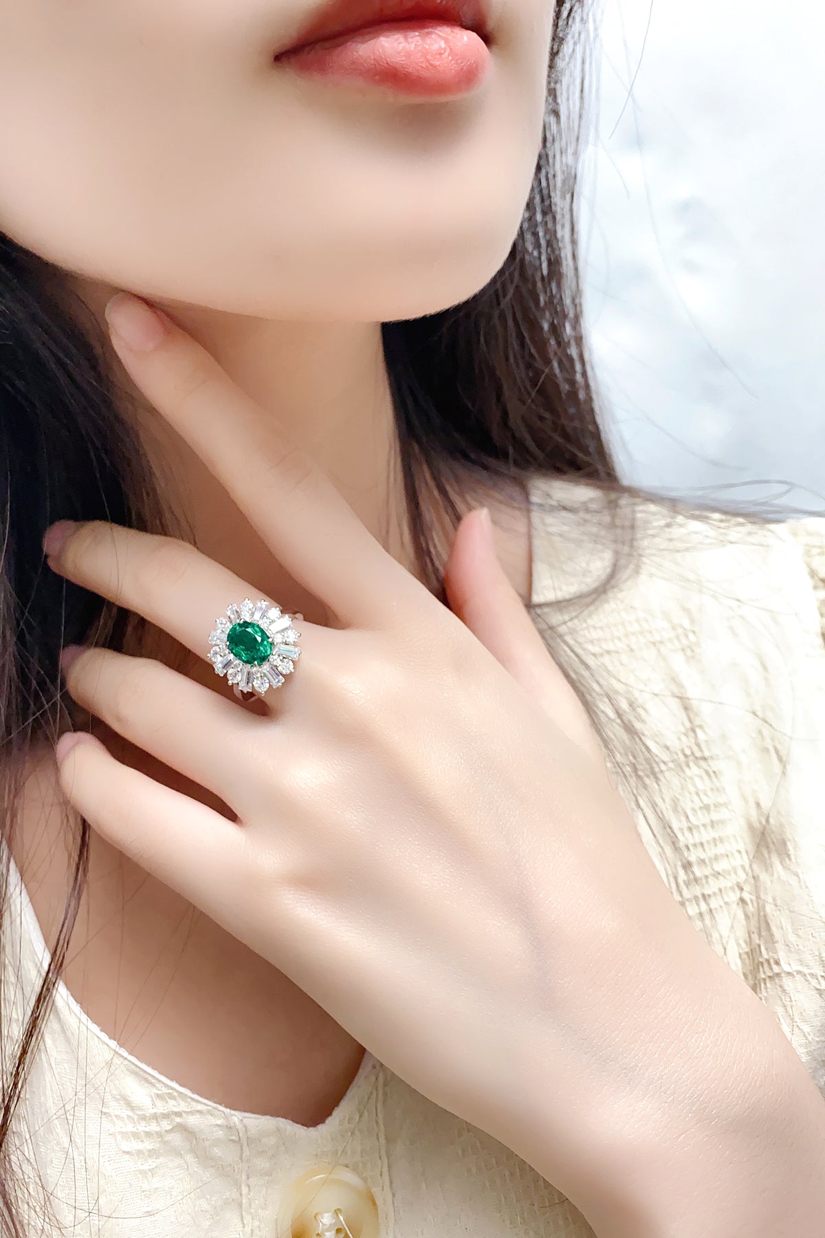 ANSTER JEWELRY 1.7 CTW Oval Lab Grown Emerald 18K Gold Ring plated