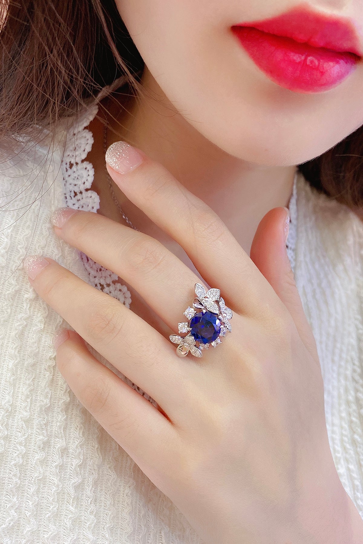 4.6 CTW Oval Lab Grown Sapphire S925 Ring plated