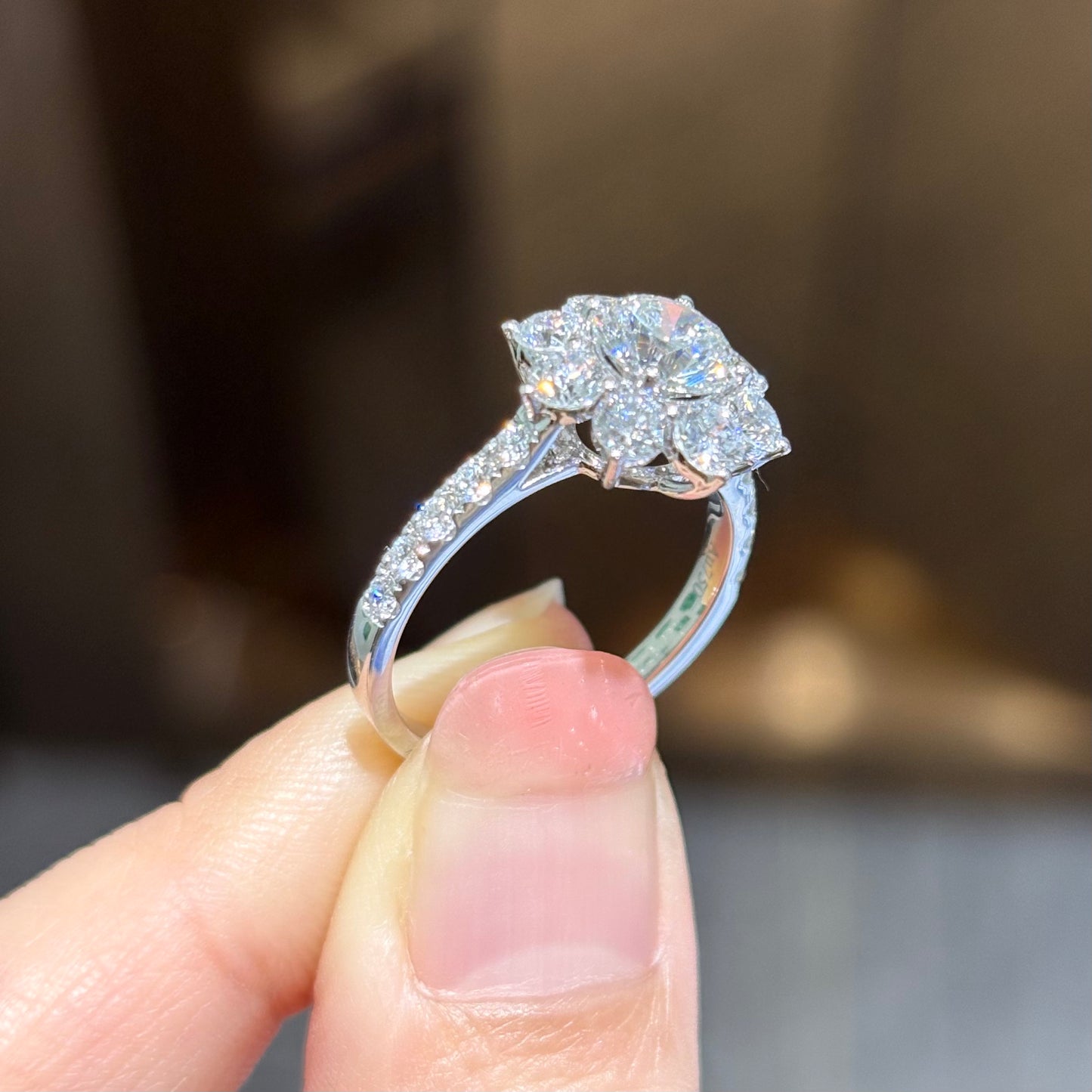 ANSTER Wholesales Price 18K White Gold Ring Sunflower Design Lab Grown Diamond Ring with IGI
