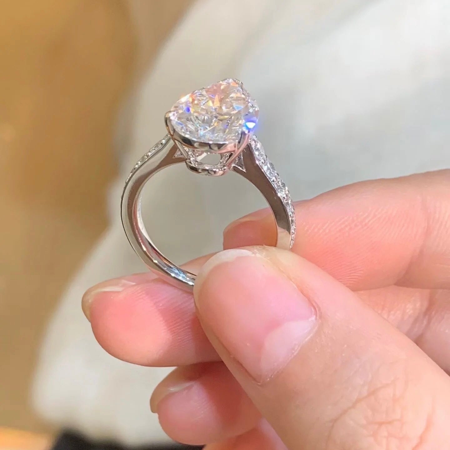 ANSTER Wholesales Price IGI Pear Cut Lab Grown Diamond White Gold Ring Engagement Ring