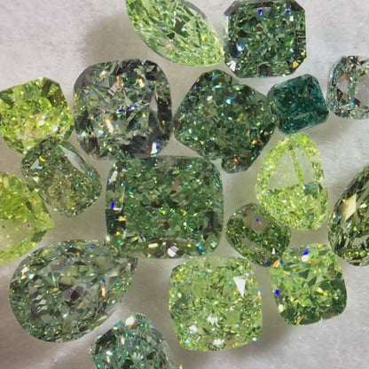 ANSTER Custom 6.53ct VS1 Pear cut Green Lab Grown Diamond Platinum Ring