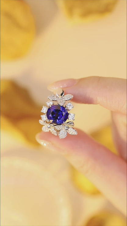 4.6 CTW Oval Lab Grown Sapphire S925 Ring plated